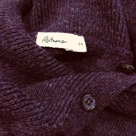 Reitmans Long sleeve sweater with shawl collar, side vents and button detail - Picture 4 of 7